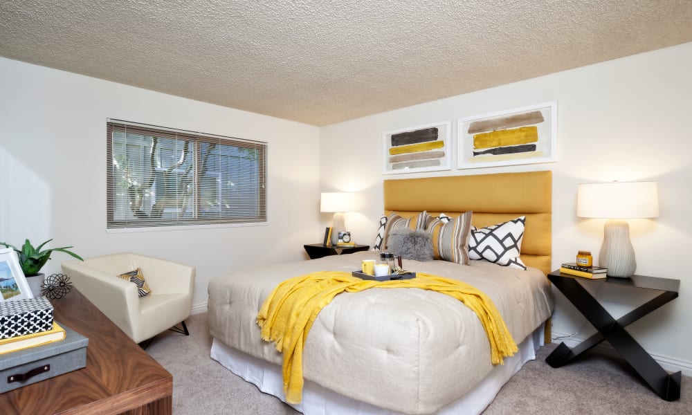 The Shadows Apartments model bedroom